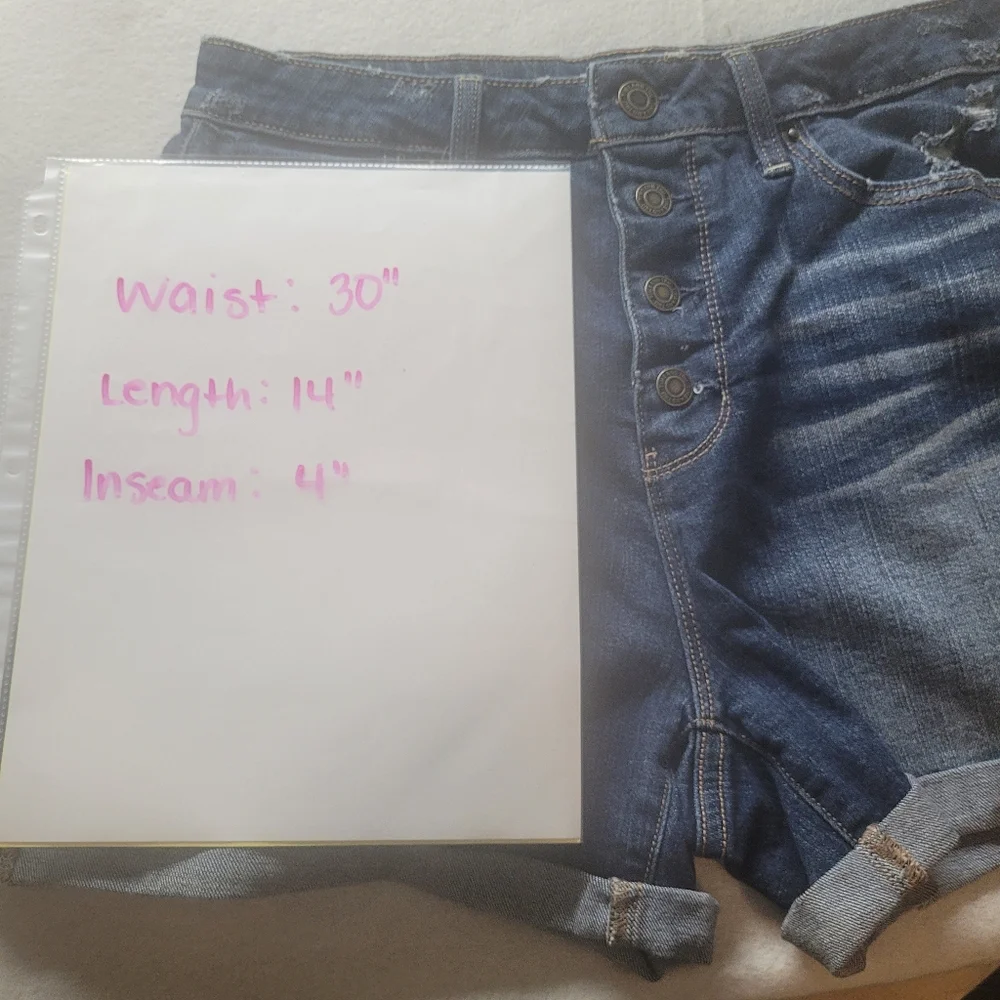 Time and Tru Womens Blue Distressed Shorts High Rise Stretch Pockets Size 10 - Picture 8 of 8